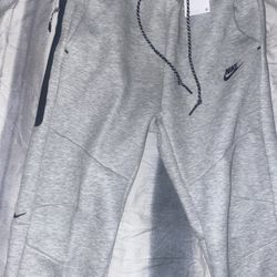 Nike Tech Pants (Grey) M