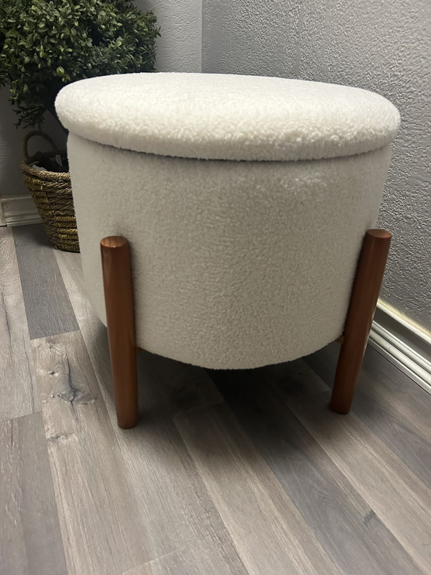 Sherpa ottoman $45 new