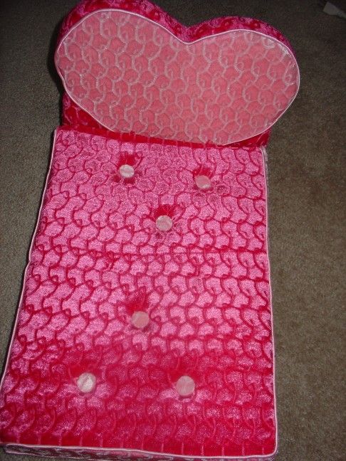 BUILD-A-BEAR Pink Velvet Heart FOLD OUT LOUNGE CHAIR 19.5 X 10" DOG CAT PED BED
