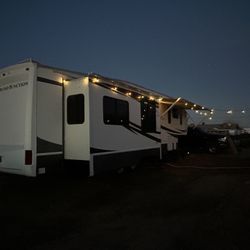 5th Wheel RV
