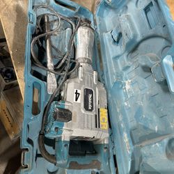 Makita Jack Hammer