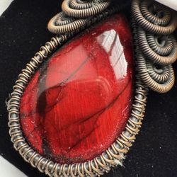 Stunning Labradorite and Wire Pendant