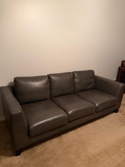 Genuine Leather 3-Seat Sofa – Excellent Condition