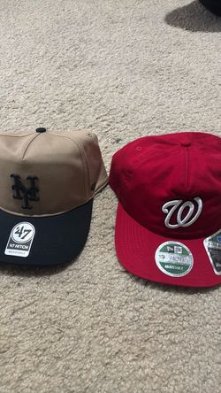 Brand new hat 💯 percent real and new
