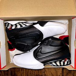 Nike Air Zoom Vick 2 “Black White Falcons Michael Vick” (2015) Men’s Size 9.5