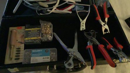 Tools to make clothes hole and bottom