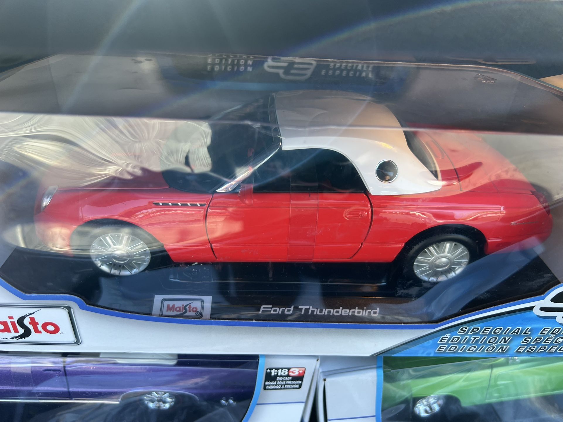 Toy Car Ford Thunderbird Toy Car 1/18 