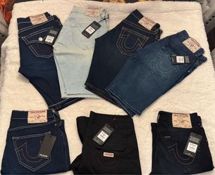 Mens 30/32 True Religion shorts