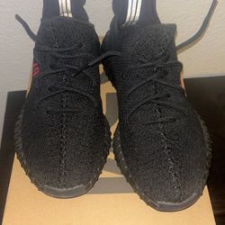 Yeezy 350 Bred 