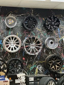 22 chrome 6x139.7 gmc Chevy wheels for sale