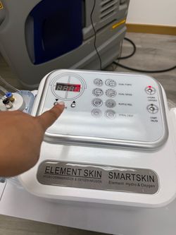 Hydra+facial Machine