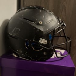 F7 helmet XL