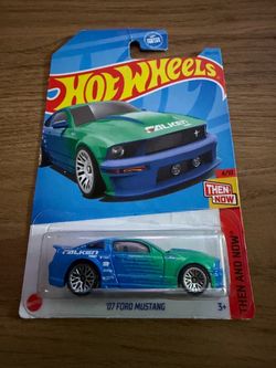 Hot Wheels Mainline ‘07 Ford Mustang “Falken” Brand New