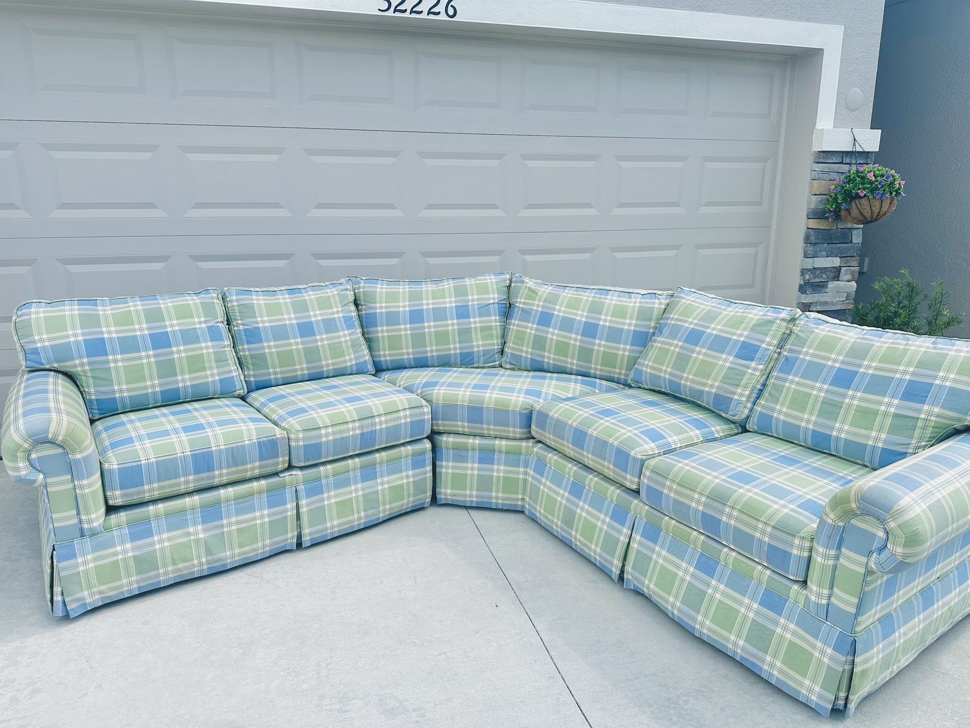 Huntington House sectional sofa