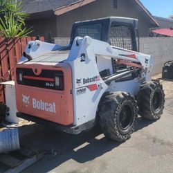 Bobcat S630 With 72"Grapple 