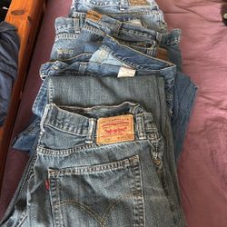 Denim Blue Jeans 38x32 Kirkland & Levi 4 Pair