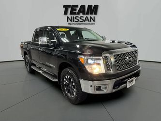 2019 Nissan TITAN