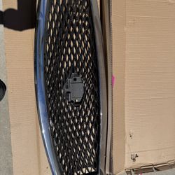 2016 INFINITI Q50 Grille