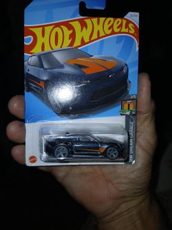 2021 Hot Wheels 18 Camaro Super Hunt 
