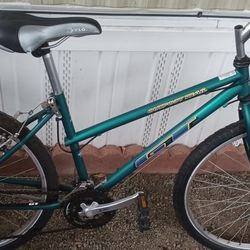 Vintage GT Outpost Trail Mountain Bike 