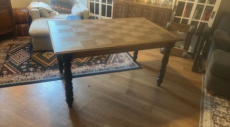 Dinning table