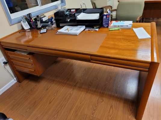 Office Desk