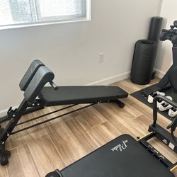 Adjustable Weight Bench