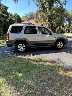 2004 Mazda Tribute