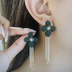 Tassel flower earrings
