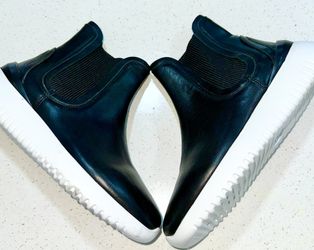 Aquatalia Brand New Boots