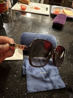 Gucci Sunglasses 