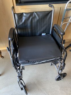 Wheel Chair With Feet Rest