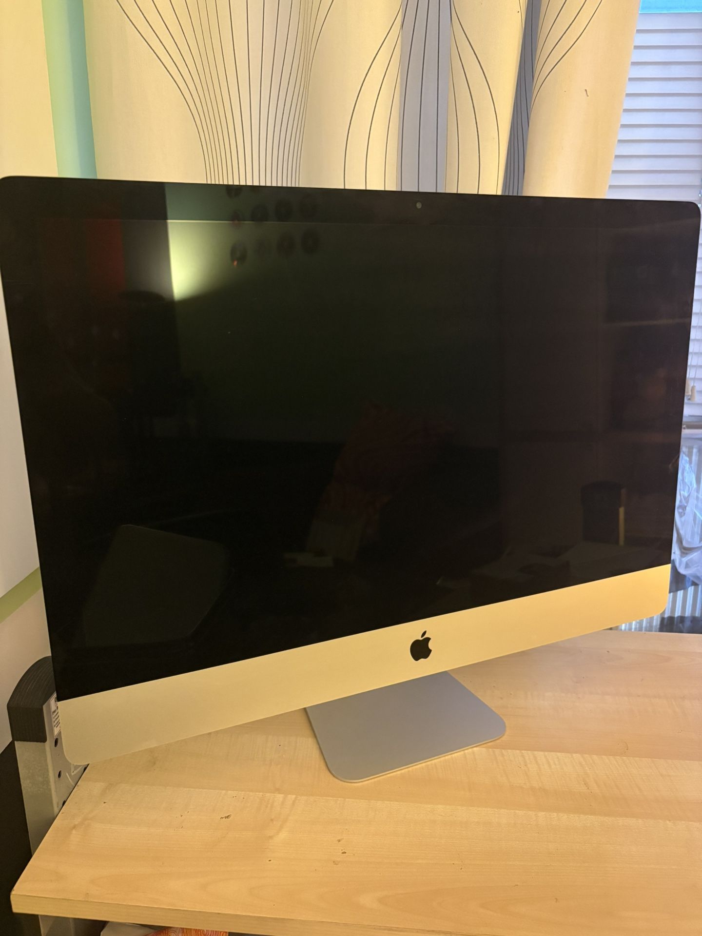 2015 27‑in iMac — Needs New Hard Drive / For Parts