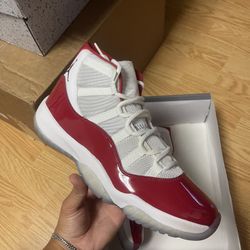 Jordan 11 Cherry (2022) USED OG All