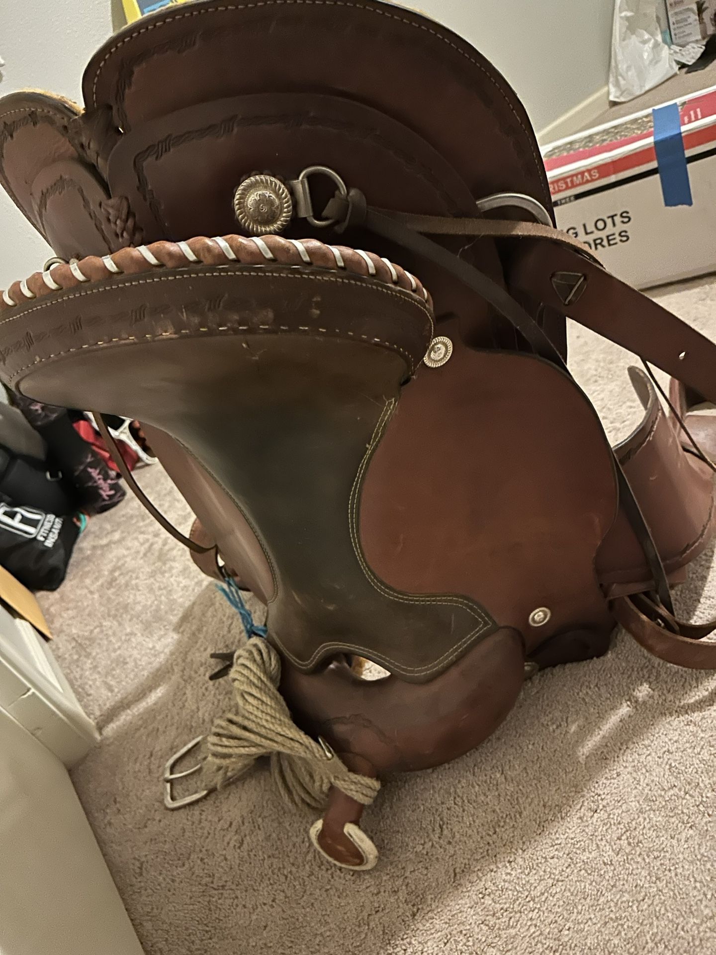 Saddle