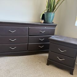 Dresser and night stand Chest of Drawers Dark brown Bedroom set Need gone ASAP