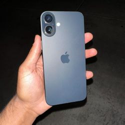 iPhone 16 Plus