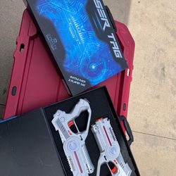 4 Laser tag guns