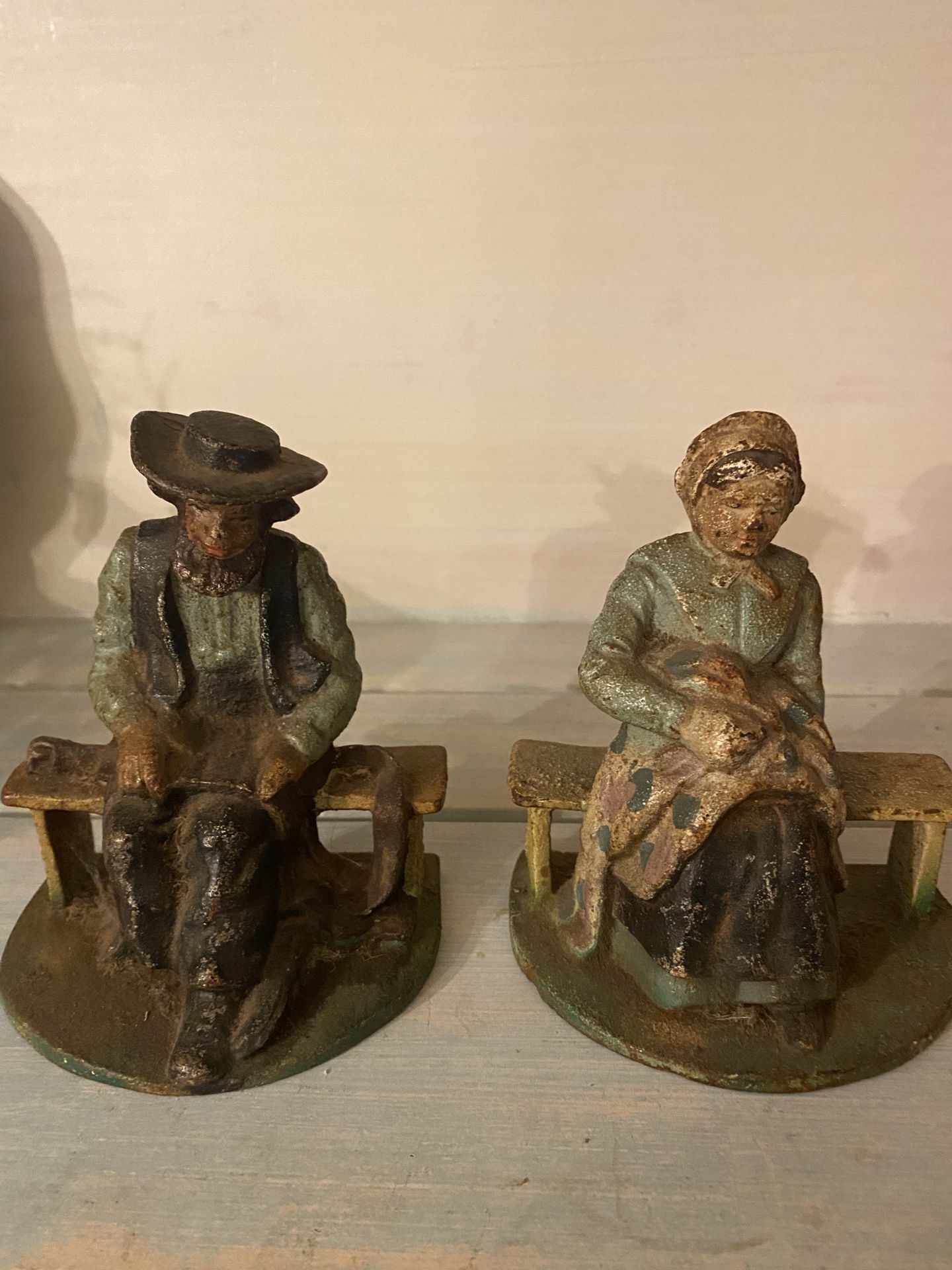 Vintage 1950’s Iron Amish Bookends
