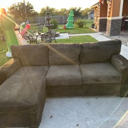 Beautiful Modern Soft Brown Sectional In Great Condition Very Comfy And Nice