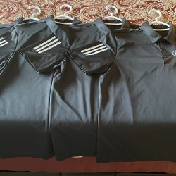 4 Adidas Black Golf Polo Shirt - Menβs Size Large.