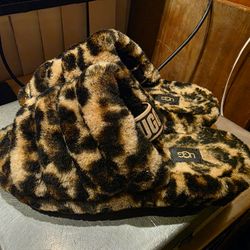 UGG Slide Womens 8 Fluff Yeah Panther Sandal Slipper Slingback Comfort Shearling