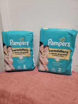 Dos bolsas de pamper por $16