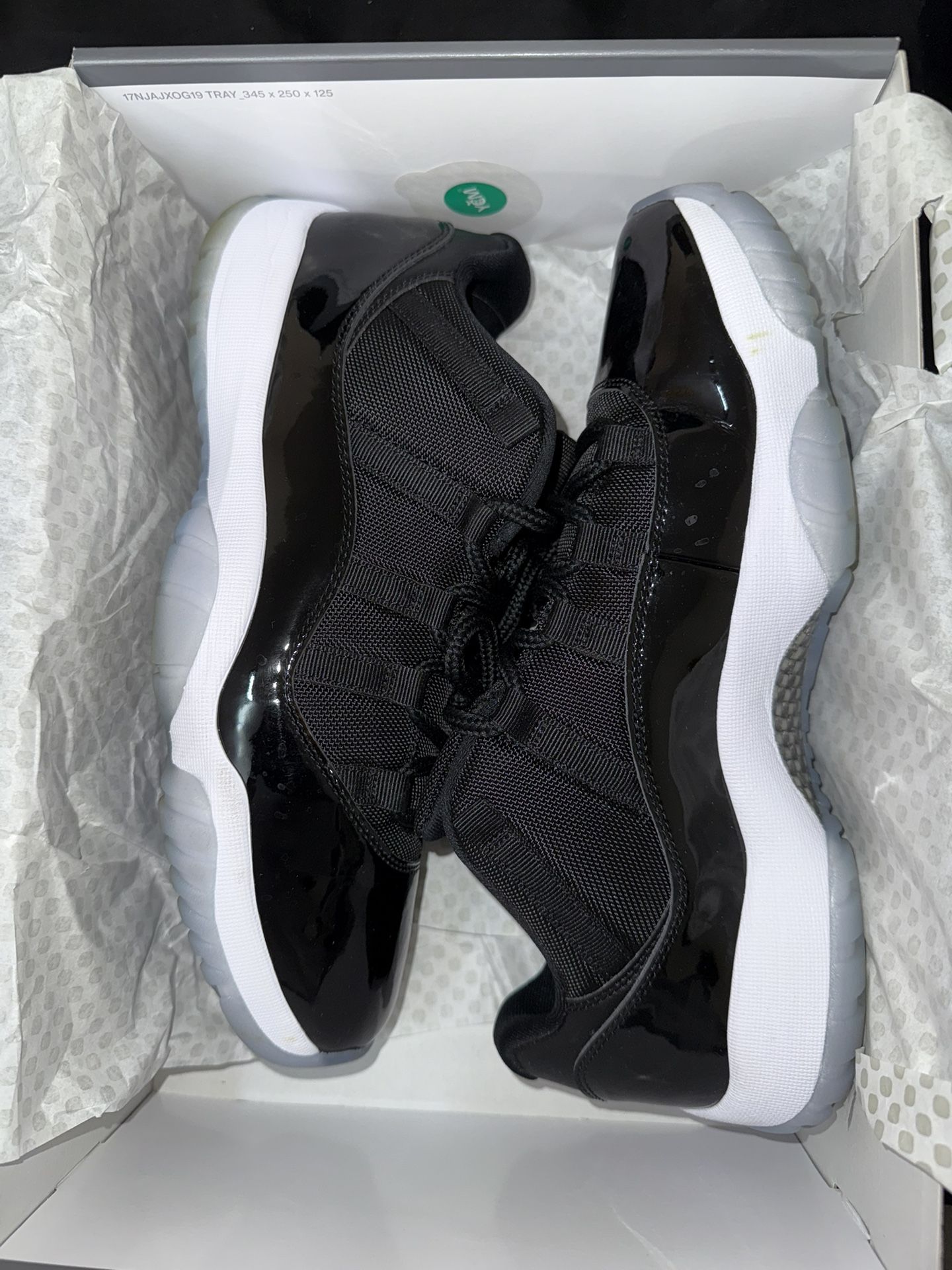 Jordan 11’s Space Jam Low