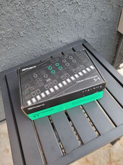 Roland S1 tweak synthesizer