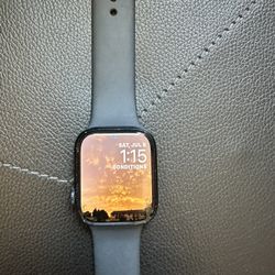 Apple Watch Series 7 45 MM 