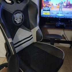 Gaming chair