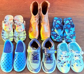 Kids’ shoes bundle - 6 boy’s shoes