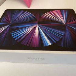 iPad Pro 2021 Box
