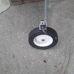 Walk along measuring wheel